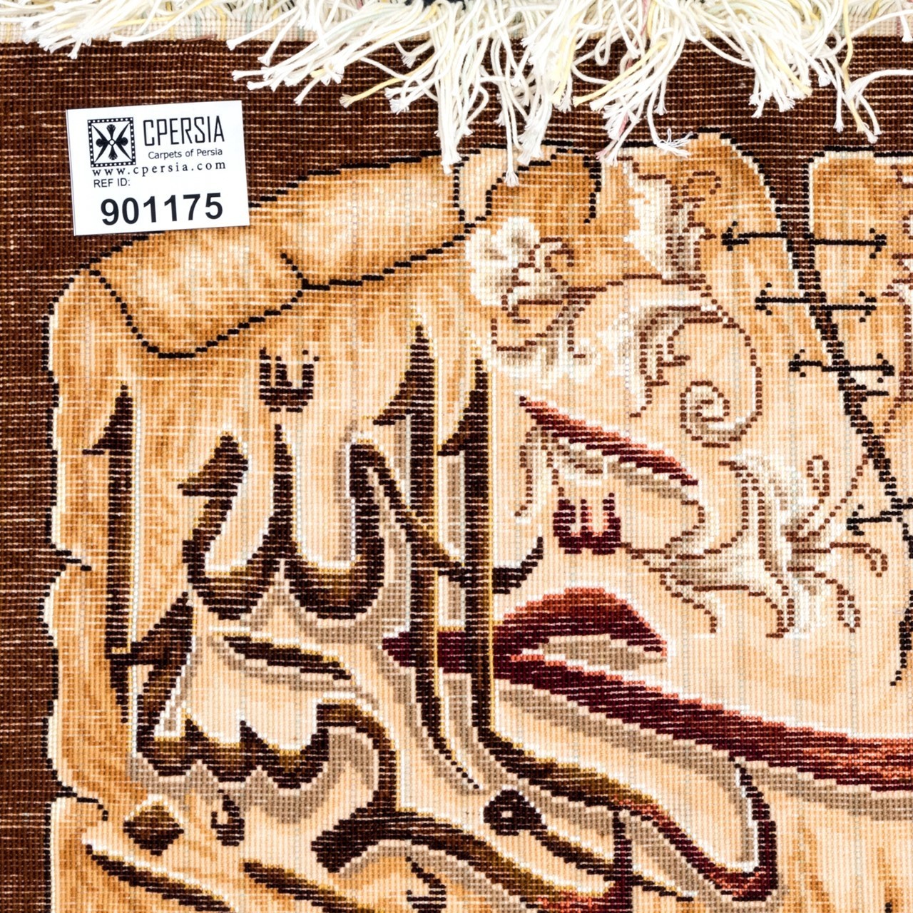 Pictorial Tabriz Carpet Ref: 901175