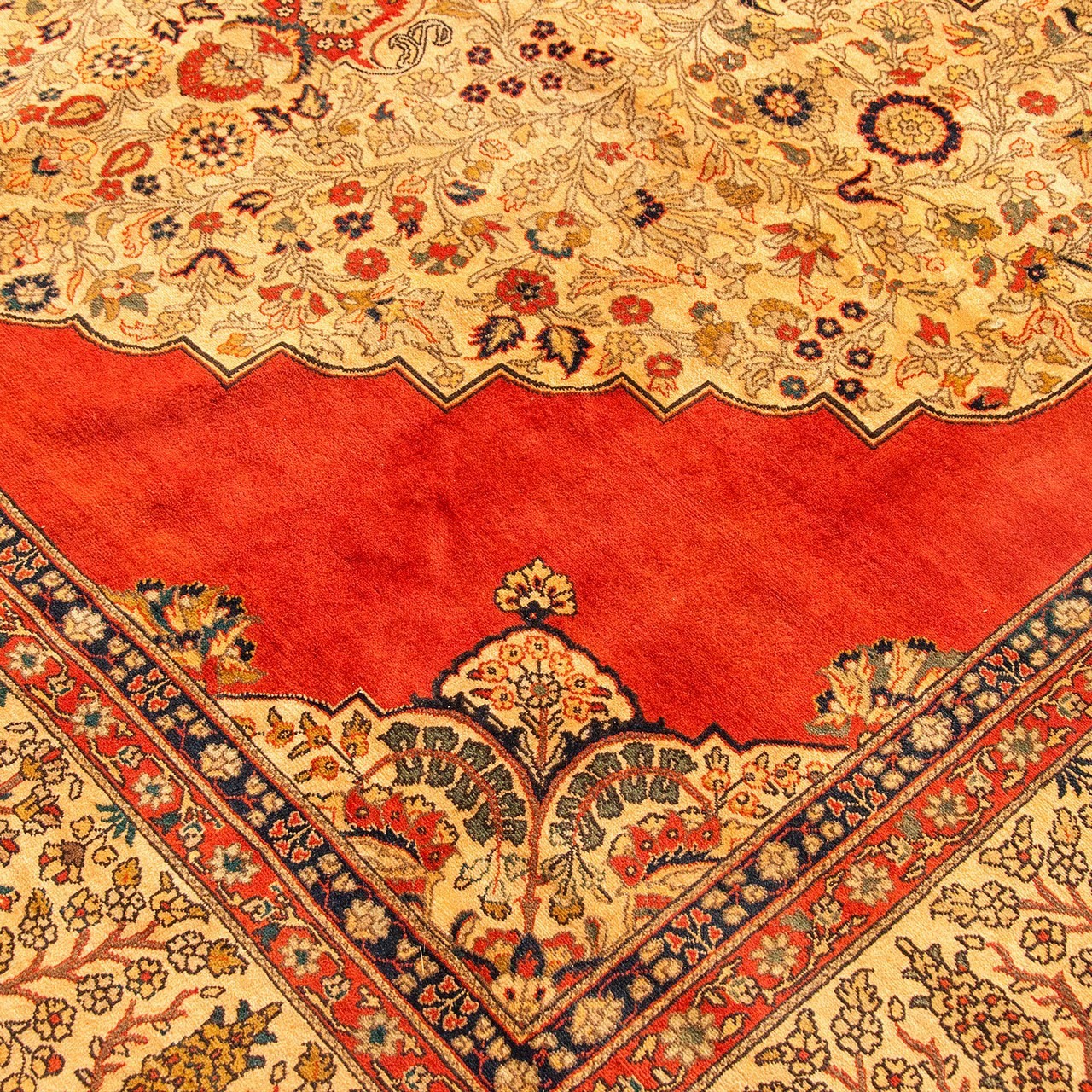 Tabriz Carpet Ref 102055