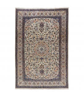 Handgeknüpfter persischer Nain Teppich. Ziffer 174329