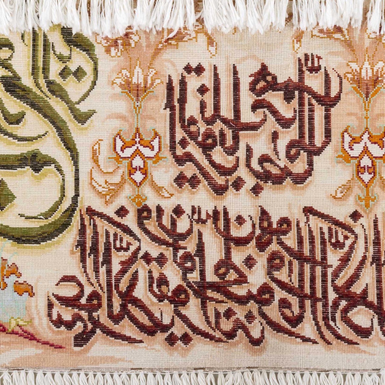Pictorial Tabriz Carpet Ref : 901295