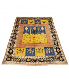 イランの手作りカーペット カーディ 番号 187185 - 134 × 194