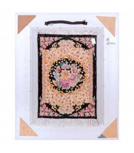 イランの手作り絵画絨毯 コム 番号 902438