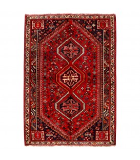فرش دستباف قدیمی چهار و نیم متری شیراز کد 154105