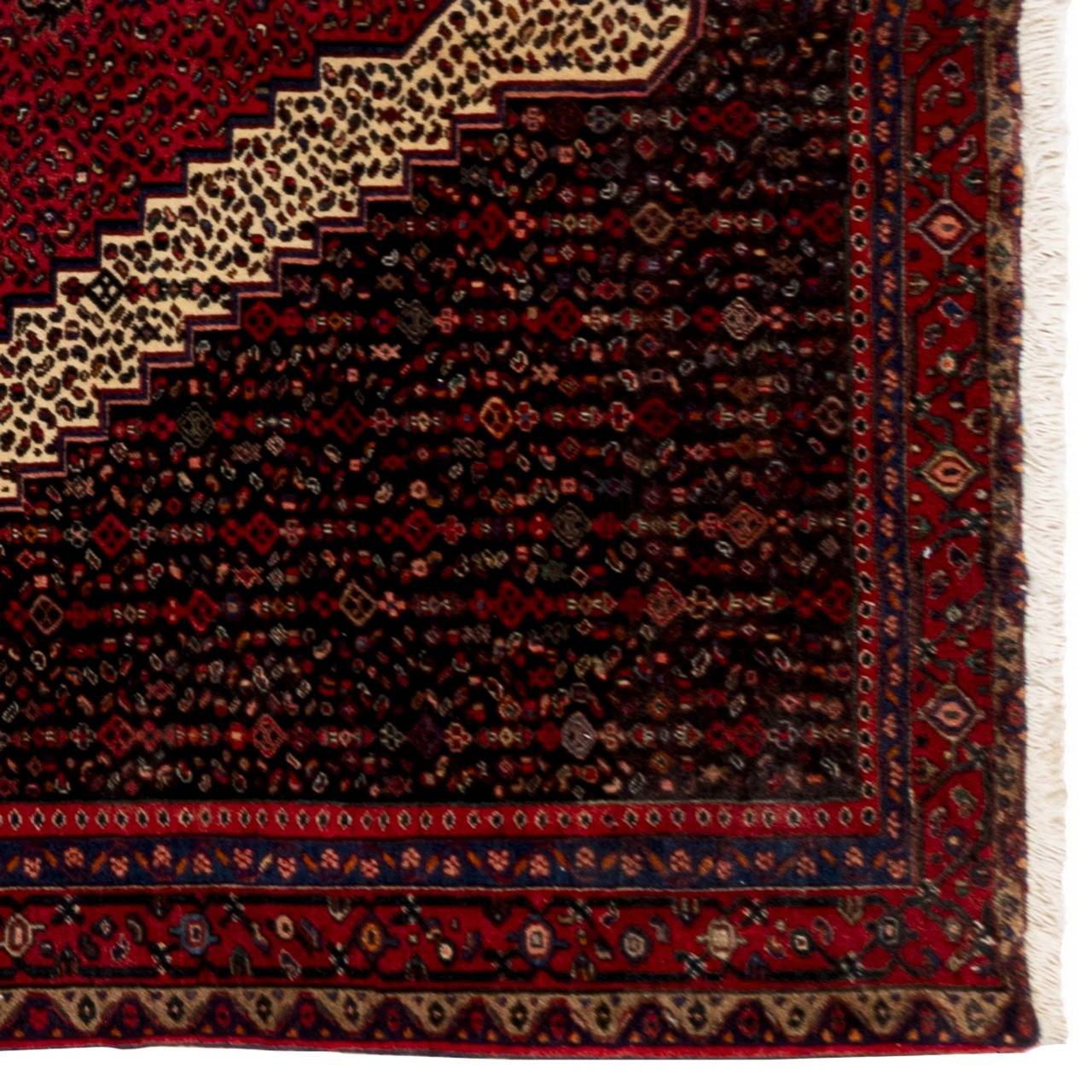 فرش دستباف قدیمی پنج و نیم متری سنندج کد 123225