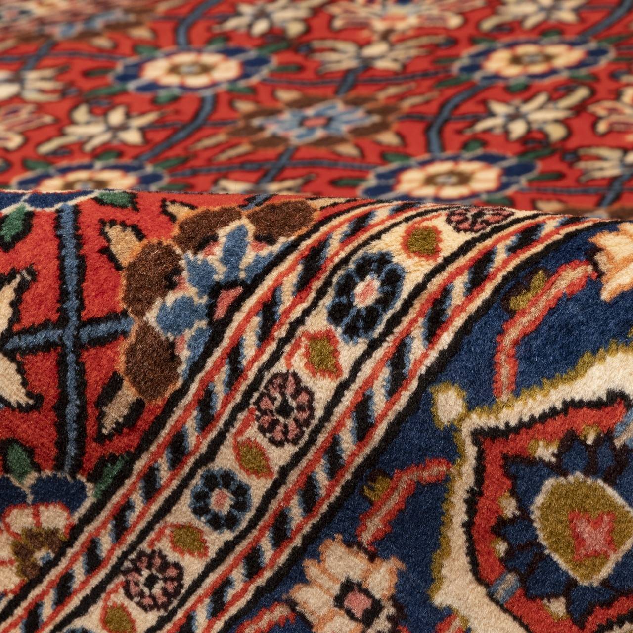 فرش دستباف قدیمی سه متری ورامین کد 126036