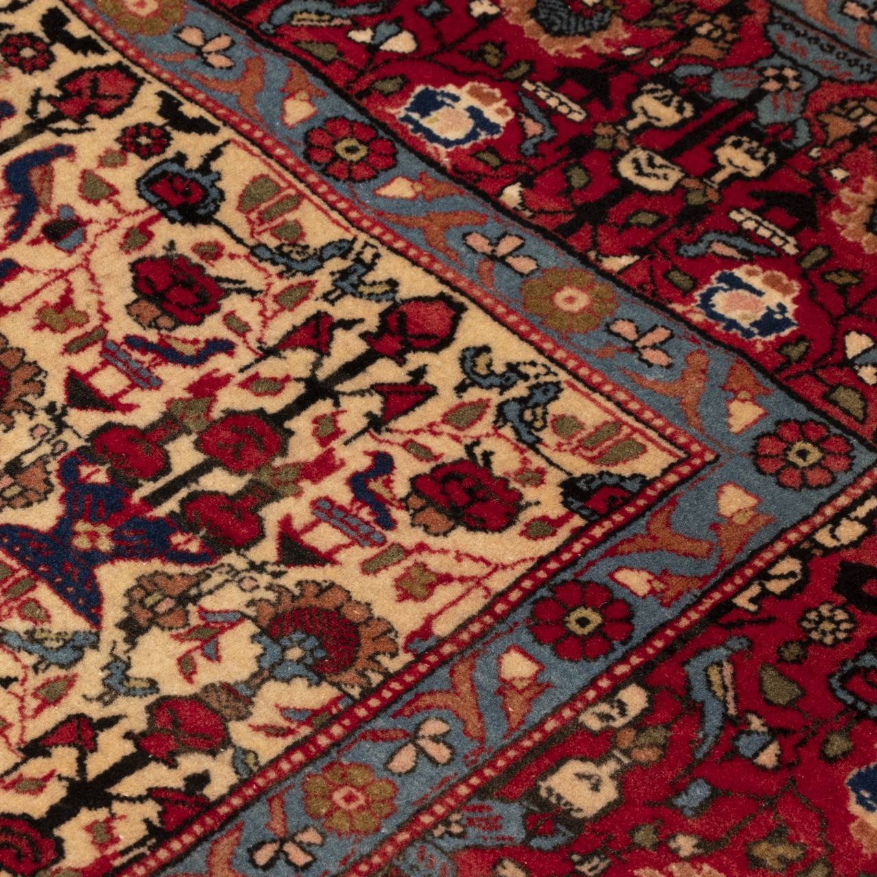 فرش دستباف قدیمی سه متری ورامین کد 126045