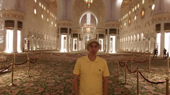 فرش ۶۰۰۰ متری مسجد شبخ زاید ابوظبی امارات