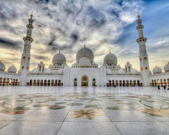 فرش ۶۰۰۰ متری مسجد شبخ زاید ابوظبی امارات