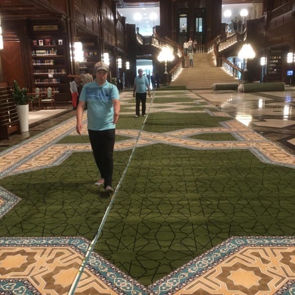 فرش ۱۰۰۰ متری کتابخانه ایران‌مال