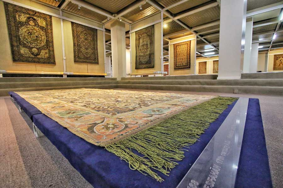 موزه فرش ایران